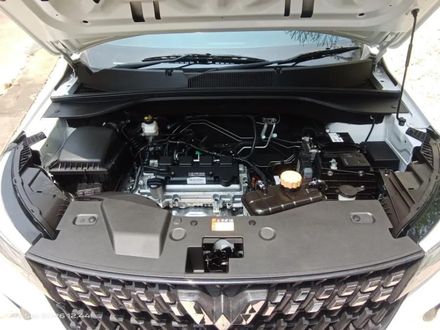 Foto Mobil Bekas Mesin Wuling Alvez 1.5 CE tahun 2025