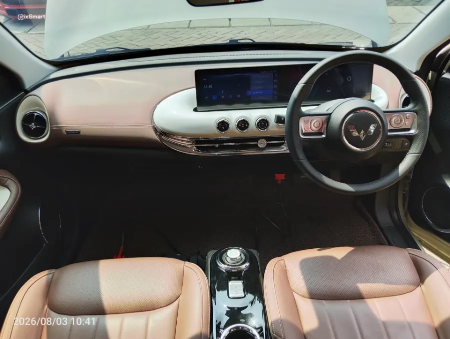 Foto Mobil Bekas Dashboard Wuling Binguo Premium Range tahun 2024