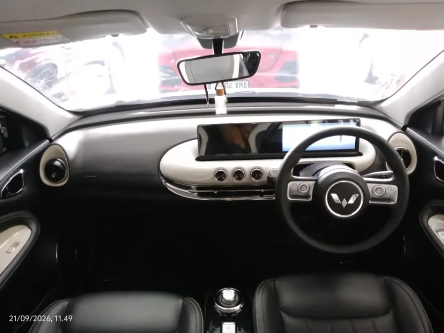 Foto Mobil Bekas Dashboard Wuling Binguo Premium Range tahun 2024