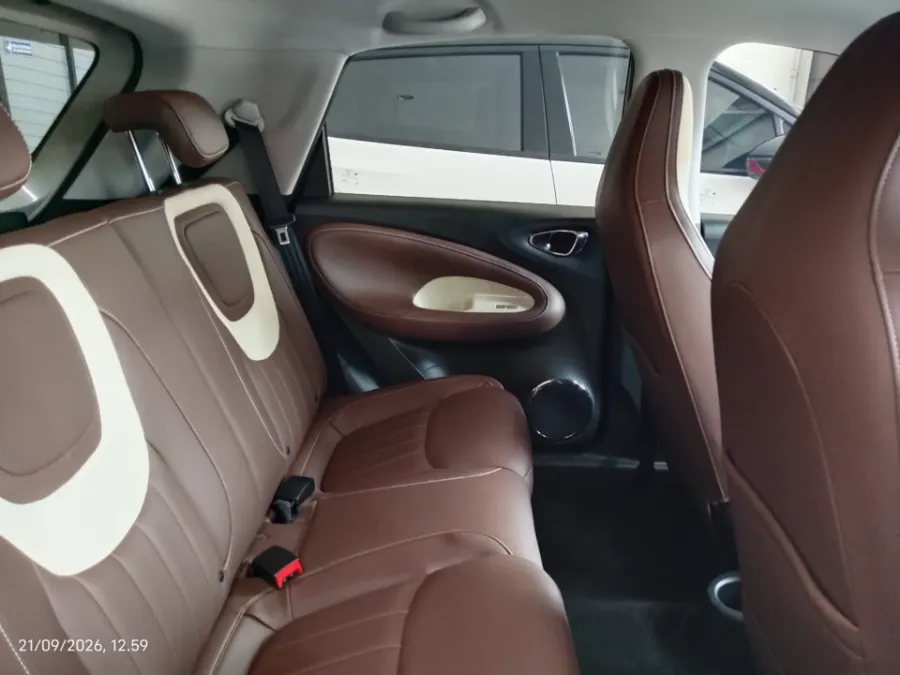 Foto Mobil Bekas Kabin Belakang Wuling Binguo Premium Range tahun 2024