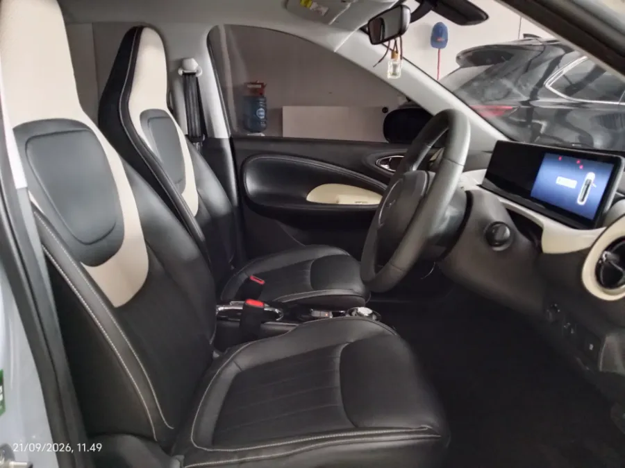Foto Mobil Bekas Kabin Depan Wuling Binguo Premium Range tahun 2024