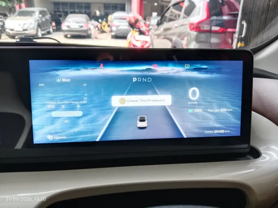 Foto Mobil Bekas Odometer Wuling Binguo Premium Range tahun 2024
