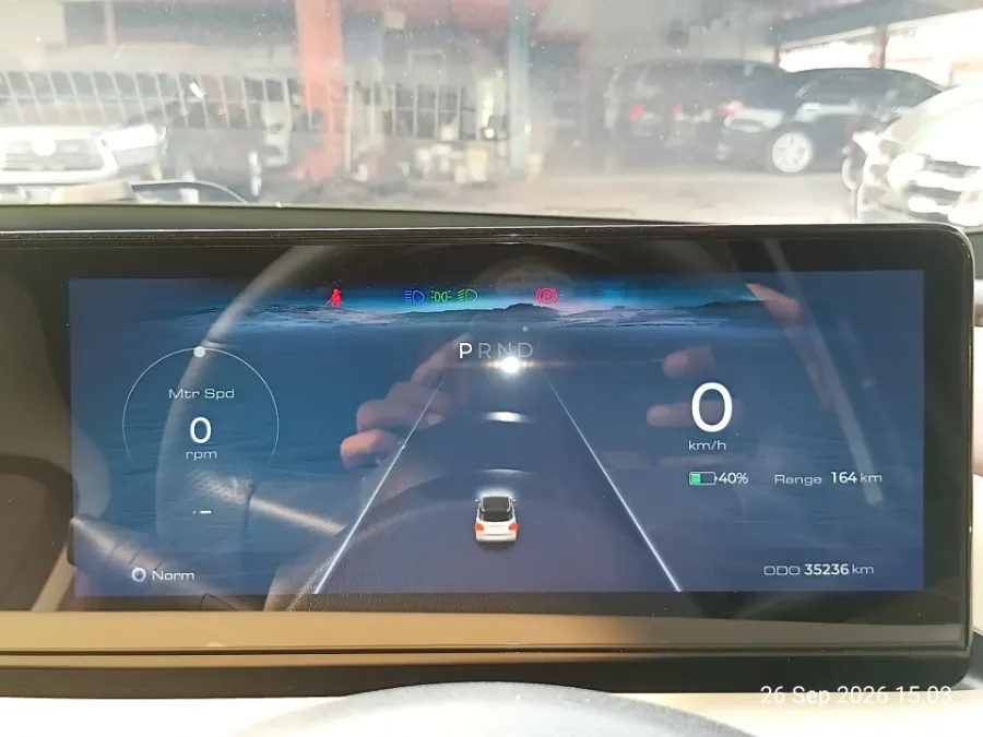 Foto Mobil Bekas Odometer Wuling Binguo Premium Range tahun 2024
