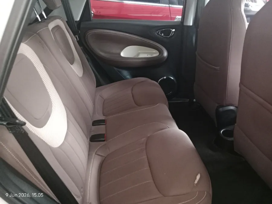 Foto Mobil Bekas Kabin Belakang Wuling Binguo Premium Range tahun 2025