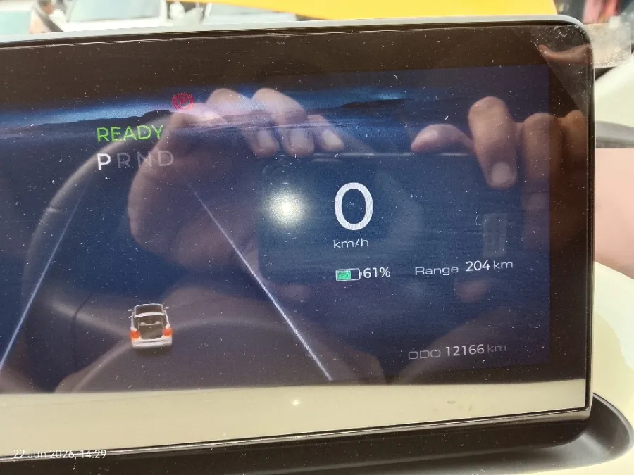 Foto Mobil Bekas Odometer Wuling Binguo Premium Range tahun 2025