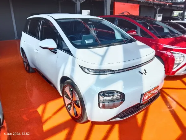 2024 Wuling Cloud EV Long Range