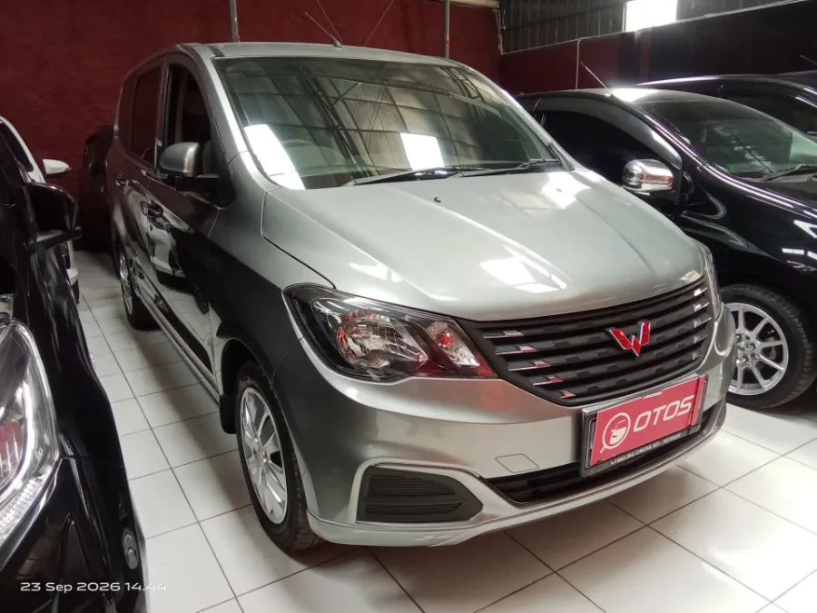 Foto Mobil Bekas Kanan Depan Wuling Confero 1.5 Double Blower tahun 2022