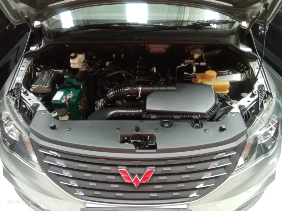 Foto Mobil Bekas Mesin Wuling Confero 1.5 Double Blower tahun 2022