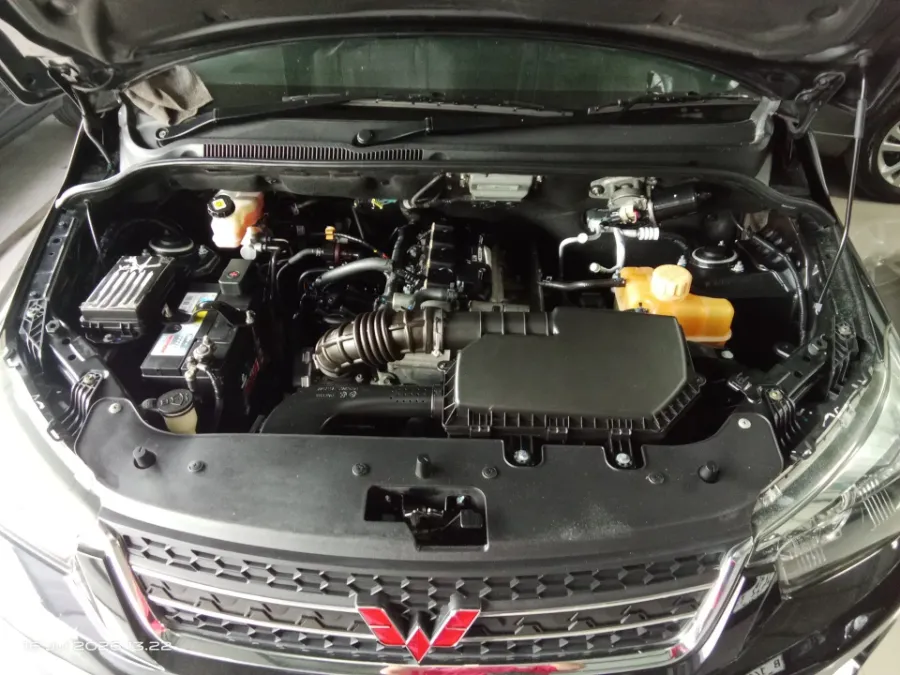 Foto Mobil Bekas Mesin Wuling Confero 1.5 S C tahun 2019