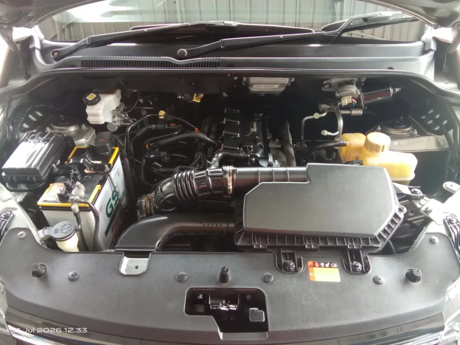 Foto Mobil Bekas Mesin Wuling Confero 1.5 S C tahun 2021