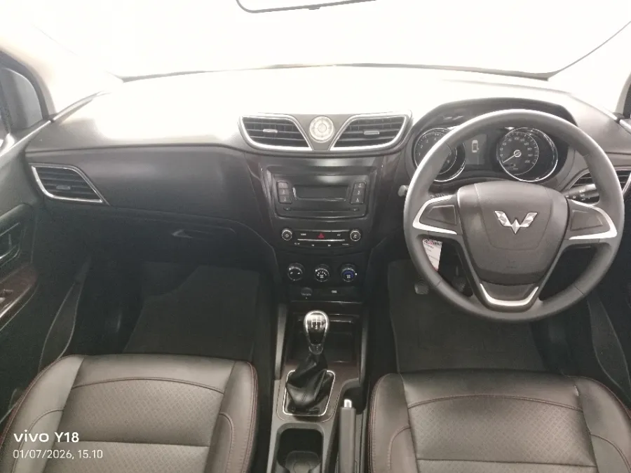 Foto Mobil Bekas Dashboard Wuling Confero S 1.5 C tahun 2020