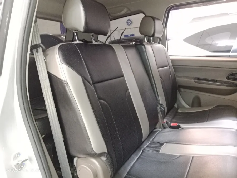 Foto Mobil Bekas Kabin Belakang Wuling Confero S 1.5 C tahun 2021