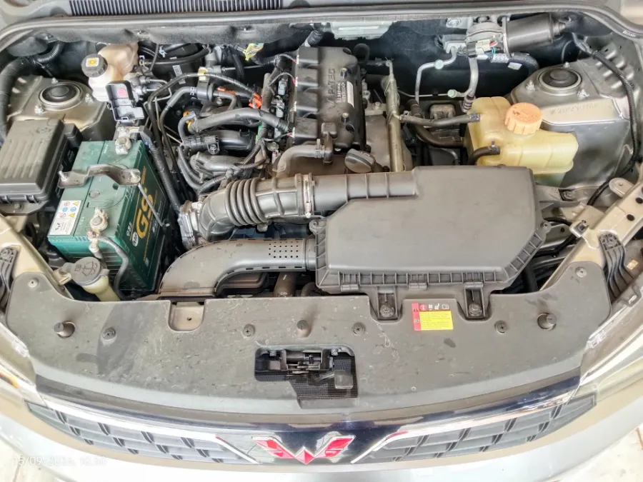 Foto Mobil Bekas Mesin Wuling Confero S 1.5 L tahun 2024
