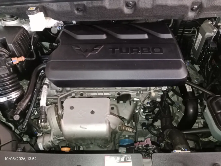 Foto Mobil Bekas Mesin Wuling Cortez 1.5 C T Lux tahun 2025
