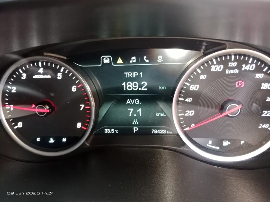 Foto Mobil Bekas Odometer Wuling Cortez 1.5 S T Lux tahun 2019