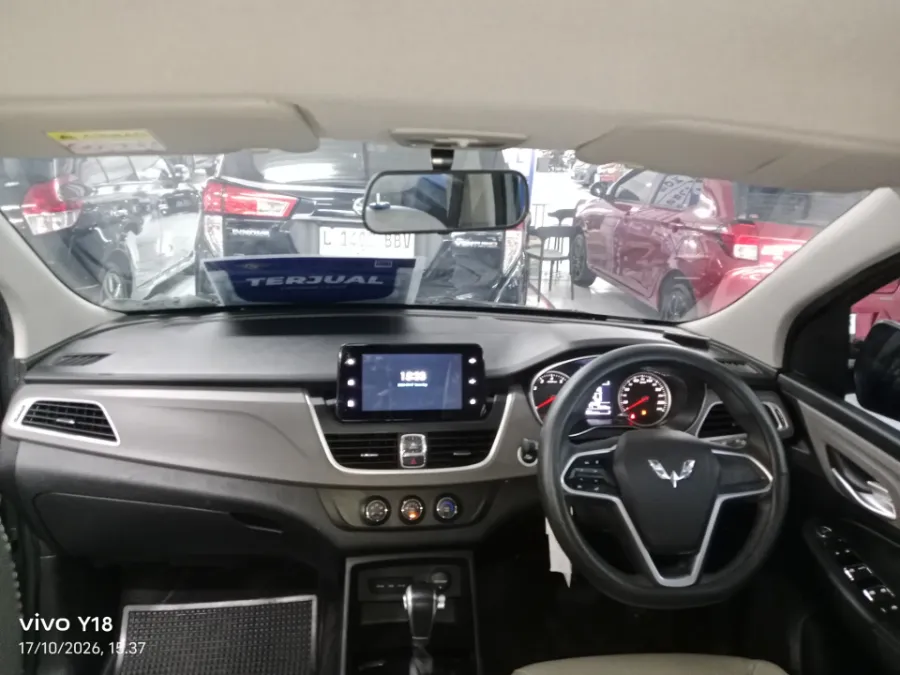 Foto Mobil Bekas Dashboard Wuling Cortez 1.5 S T Lux tahun 2021