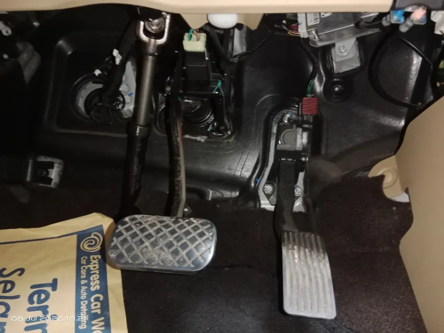 Foto Mobil Bekas Dashboard Wuling Cortez 1.8 L Lux AMT tahun 2018