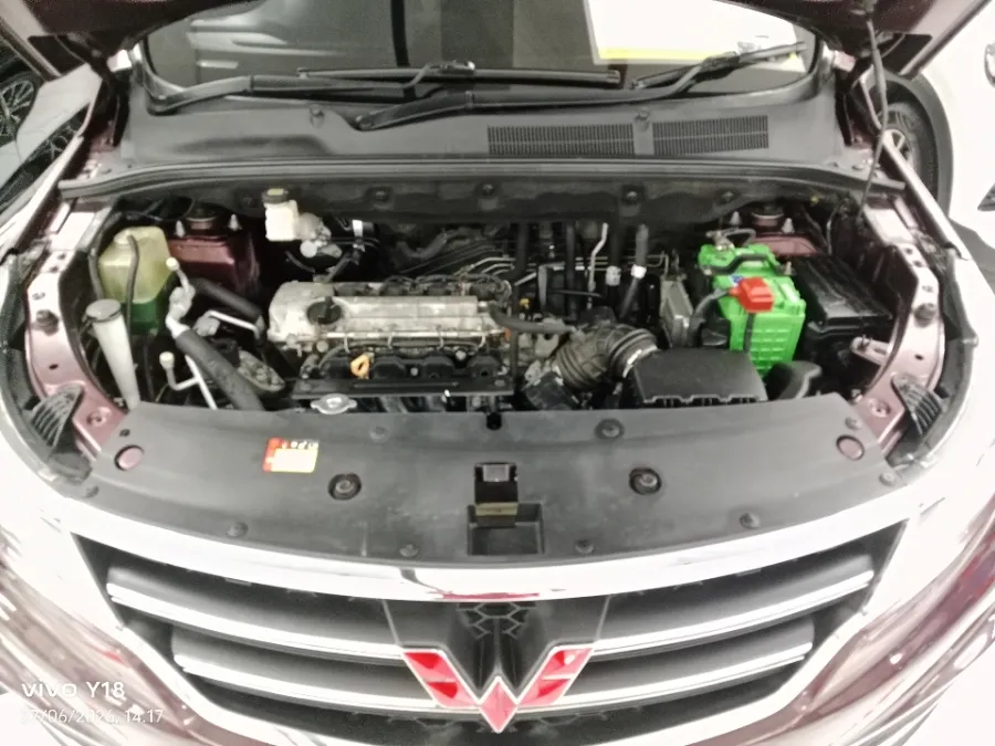 Foto Mobil Bekas Mesin Wuling Cortez 1.8 L Lux AMT tahun 2018